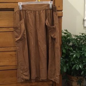 Tan camel old navy midi with pockets large